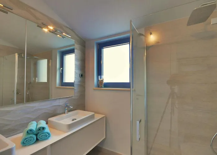 Perini Prázdninový dům *