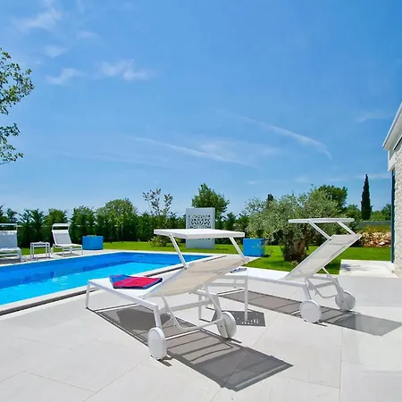 Perini Holiday home *