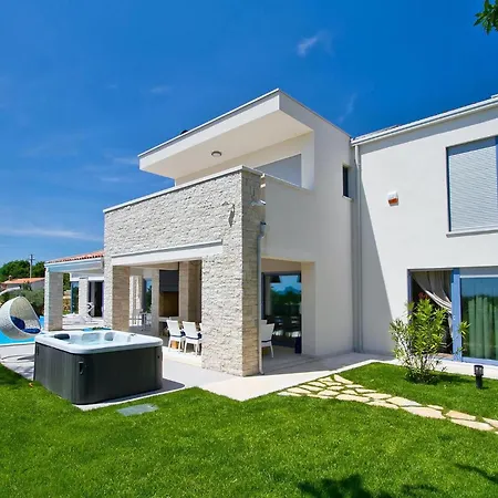 Perini Holiday home
