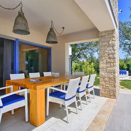 Perini Holiday home *