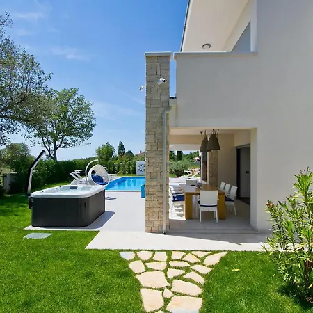 Perini Dom wakacyjny