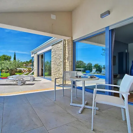Perini Holiday home