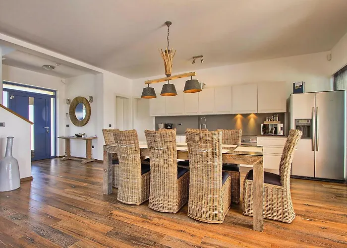 Perini Будинок відпочинку *